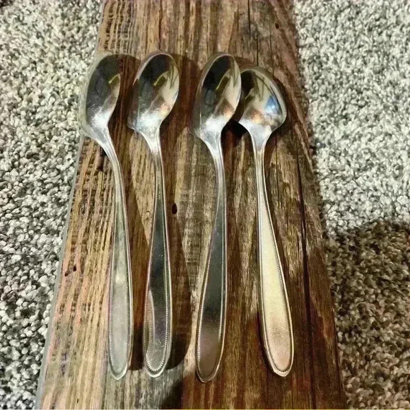 Oneida Community Plate Grosvenor Pattern 4 Tablespoons + 1 Serving Spoon 1921 - Picture 4 of 10